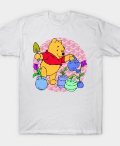 Pooh Love Flowers T-Shirt-SL