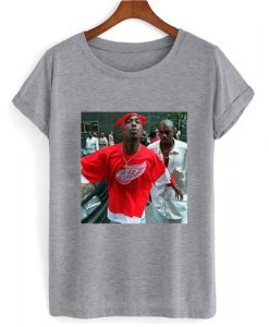 2pac spitting at camera t shirt RJ22