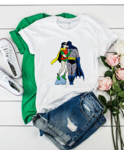 FUNNY BATMAN & ROBIN SUPERMAN KISSING T SHIRT RJ22