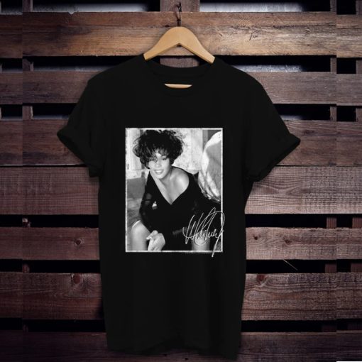 Whitney Houston, Whitney Signed Photo t shirt